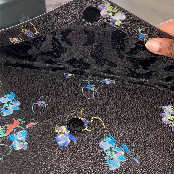 Envelope Clutch - Picture 3 of 5